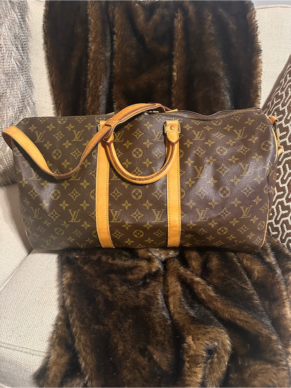 Louie Vuitton Keepall Bandoliere 50